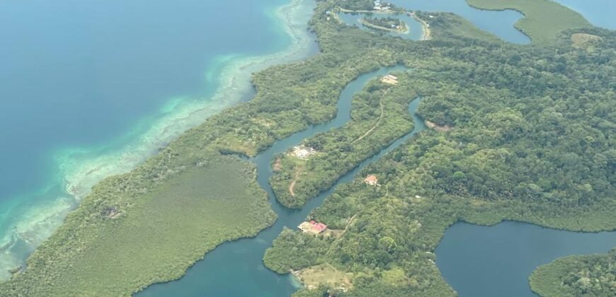 Seaside Property in Bocas del Toro