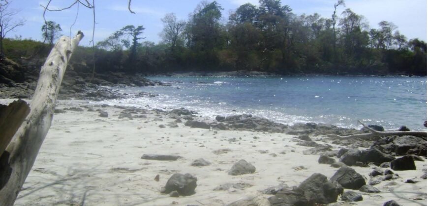 Island for Sale, With Title, in Gulf of Chiriquí