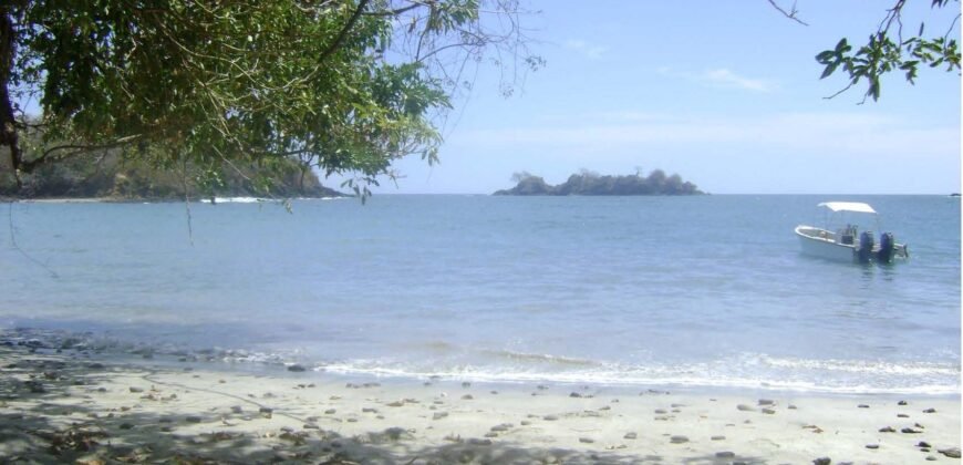 Island for Sale, With Title, in Gulf of Chiriquí